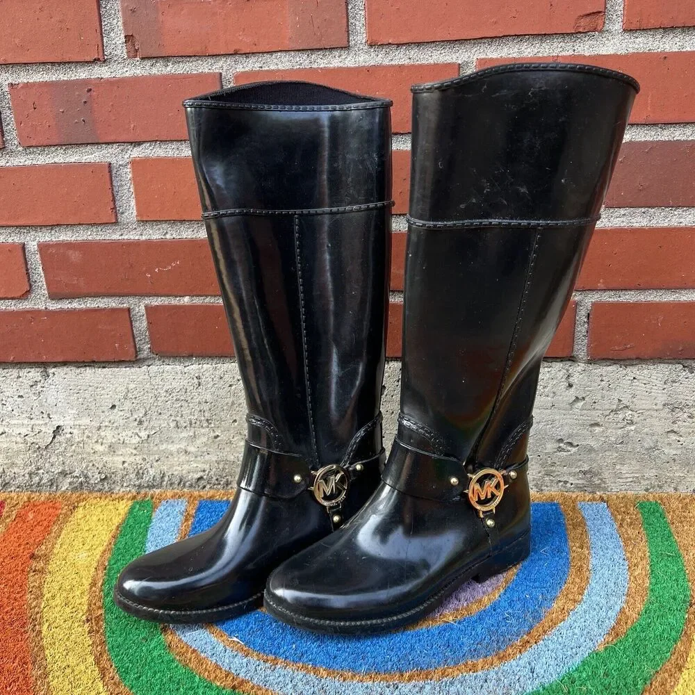 Michael Kors Fulton Harness Tall Rain Boots Womens Size 6 Black Gold Logo Gloss - Picture 4 of 11
